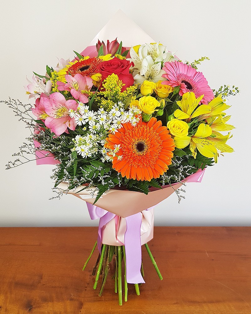 Buquê de flores mistas Carinho em Forma de Flor