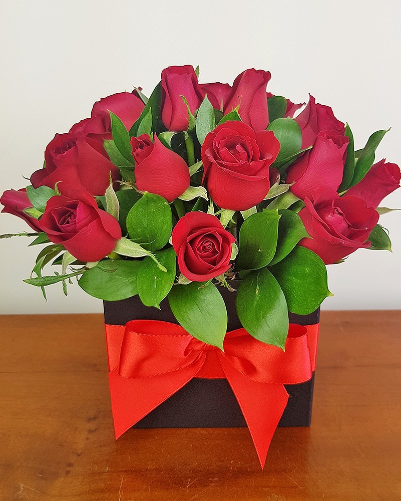 Arranjo Box com Rosas Vermelhas